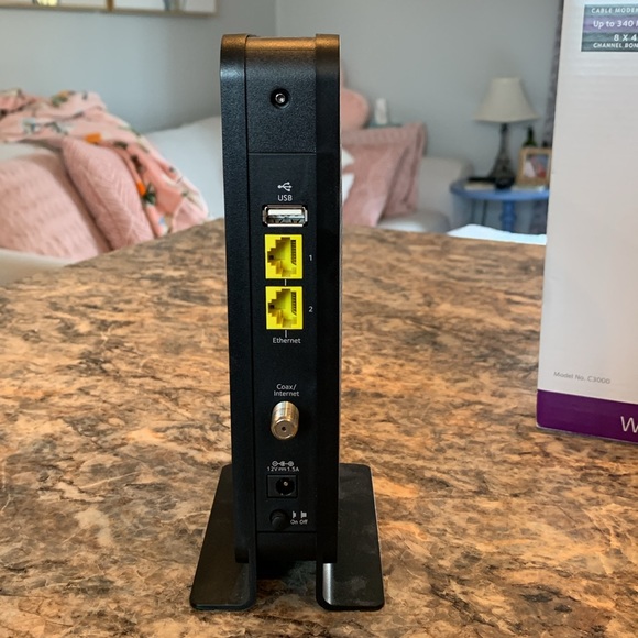 NETGEAR N300 WiFi Cable Modem Router - Picture 4 of 11